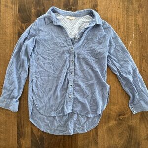 Skies are Blue Women’s Size Medium lightweight cotton Button-Up Shirt